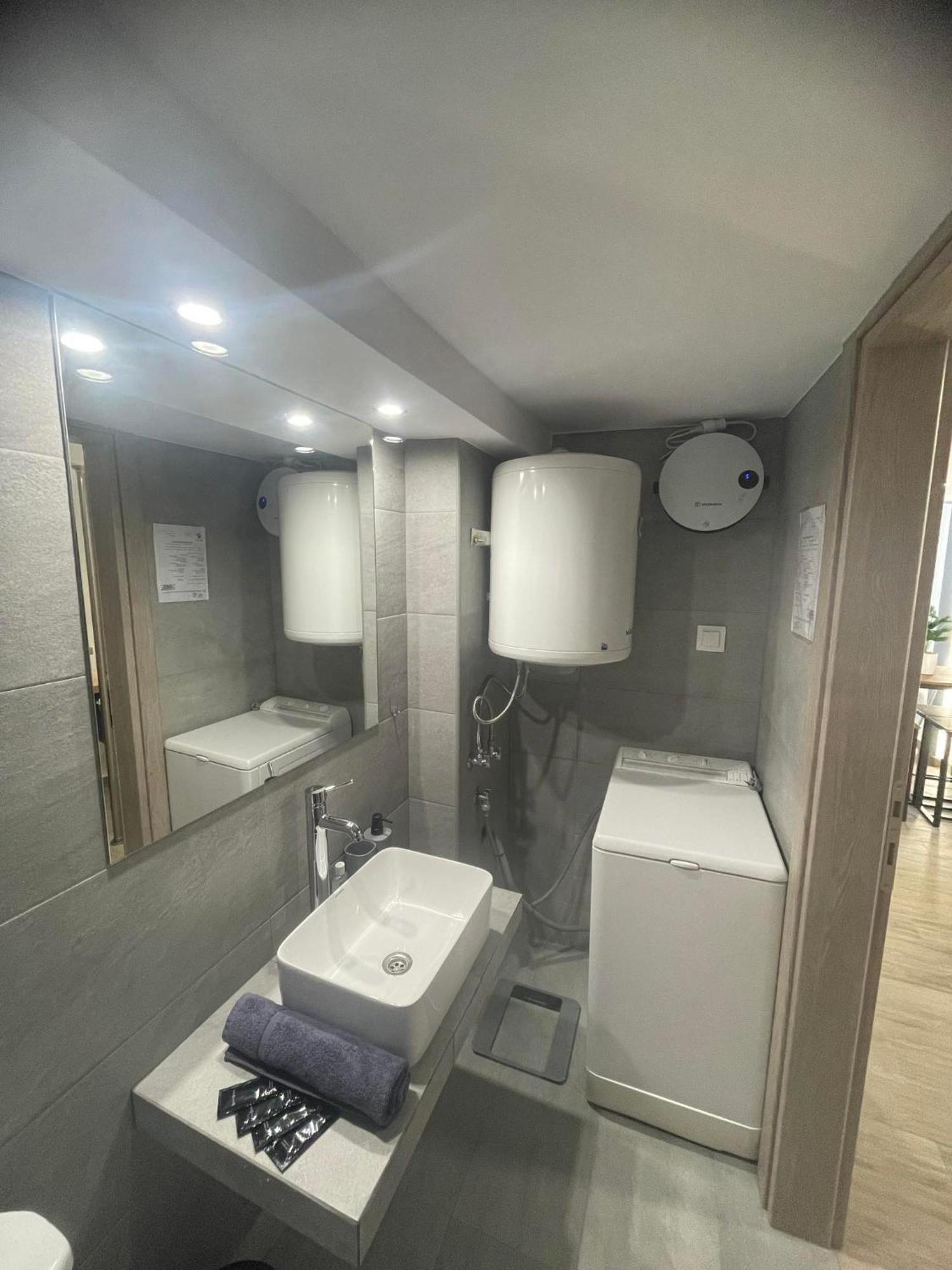 Trainstation Apartment In סלוניקי מראה חיצוני תמונה